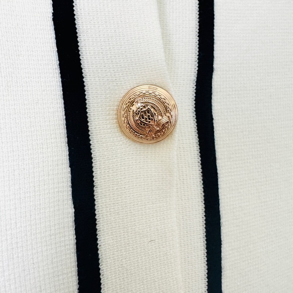 Endless Rose White Dress with Black Accents - Picture 5 of 5